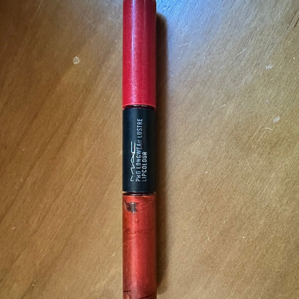 Mac Pro Longwear Lustre Lipcolour Red Flame